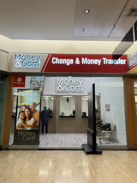 Money & Com – Money Transfer — 6