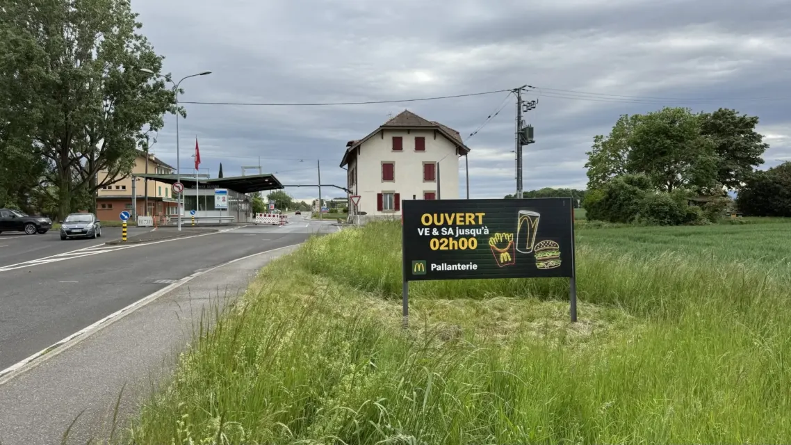 McDonald’s Pallanterie – Panneau publicitaire — 3