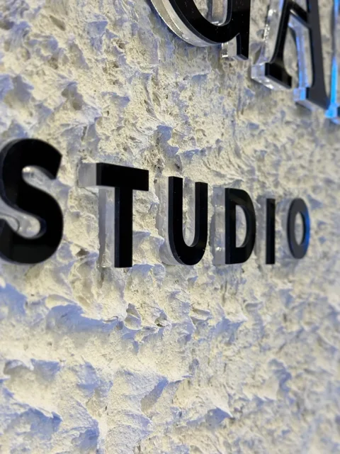 ELLEGANCY STUDIO — 2